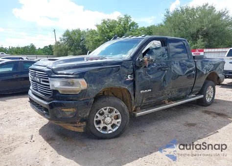 2023 Ram 2500 Laramie 4X4 6'4 Box z USA, uszkodzony, nr VIN 3C6UR5FL2PG567670